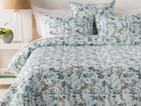 Surya Naida NDA-2000 Bedding on Sale